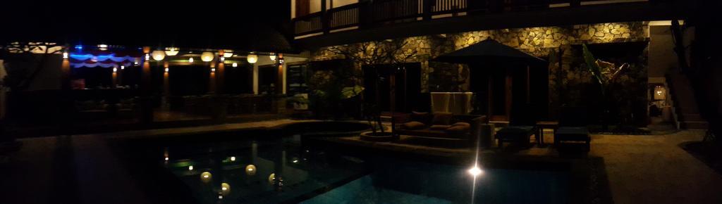 Coral Beach Pizza Cottages Gili Trawangan Eksteriør billede