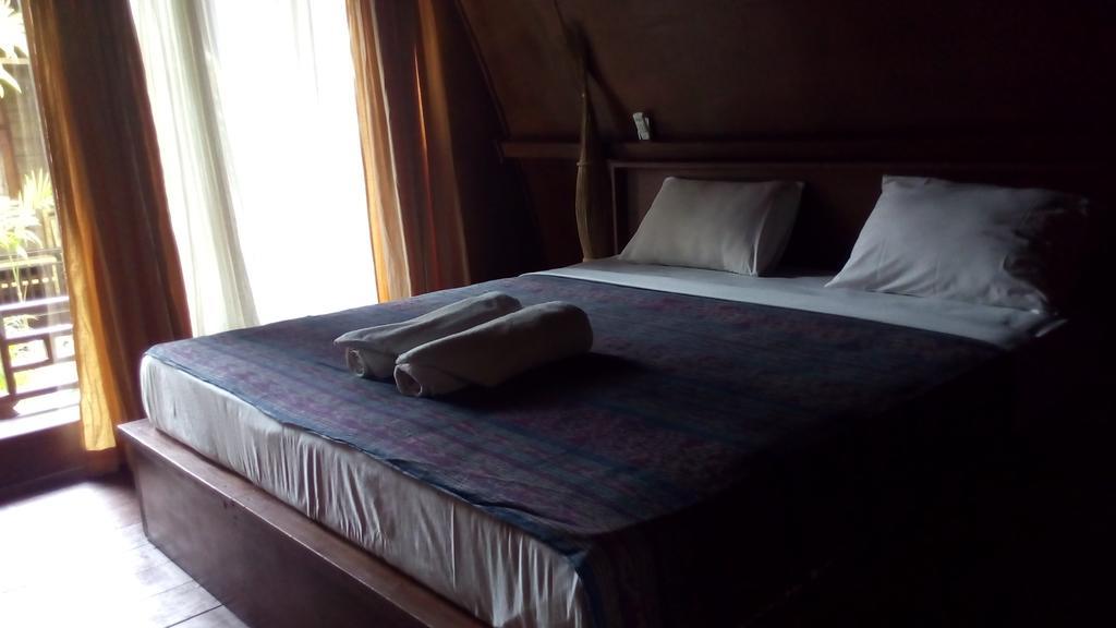 Coral Beach Pizza Cottages Gili Trawangan Eksteriør billede