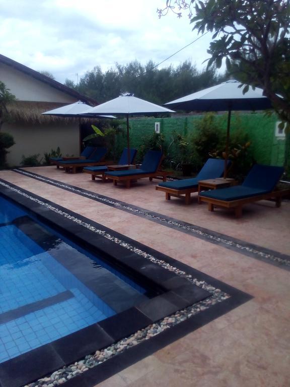 Coral Beach Pizza Cottages Gili Trawangan Eksteriør billede