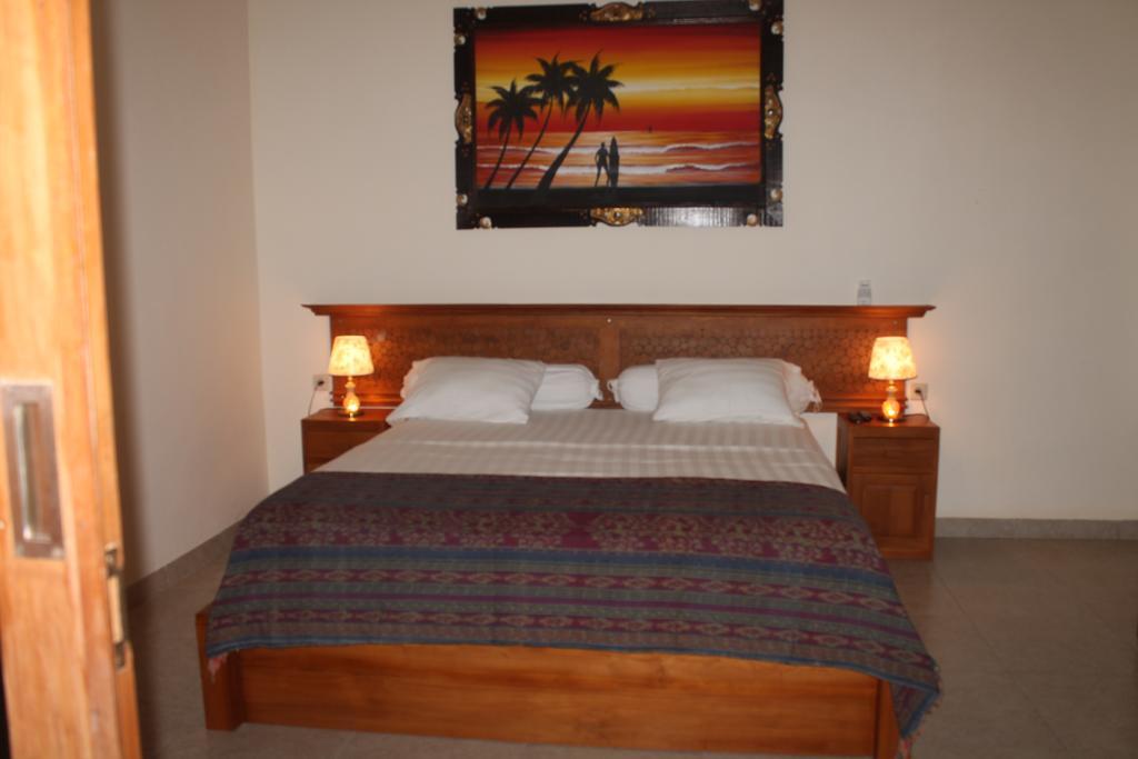 Coral Beach Pizza Cottages Gili Trawangan Eksteriør billede
