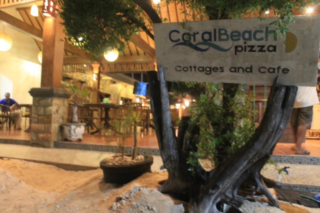 Coral Beach Pizza Cottages Gili Trawangan Eksteriør billede