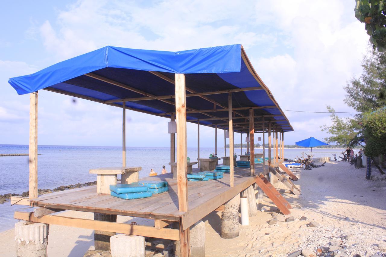 Coral Beach Pizza Cottages Gili Trawangan Eksteriør billede